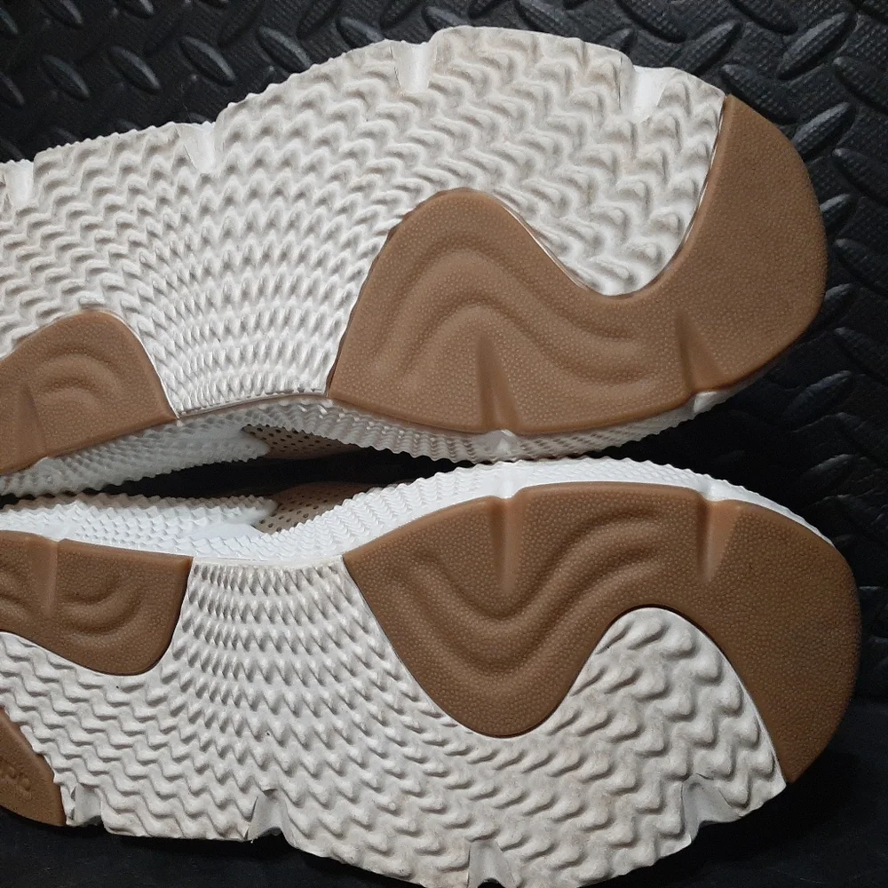 Adidas Prophere Beige Trace Khaki Chalk Pink Men's Shoes CQ2128 size 7 - Picture 8 of 9